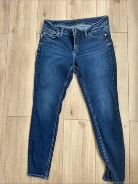 Silver Jeans Women's Dark Blue Skinny Jeans
